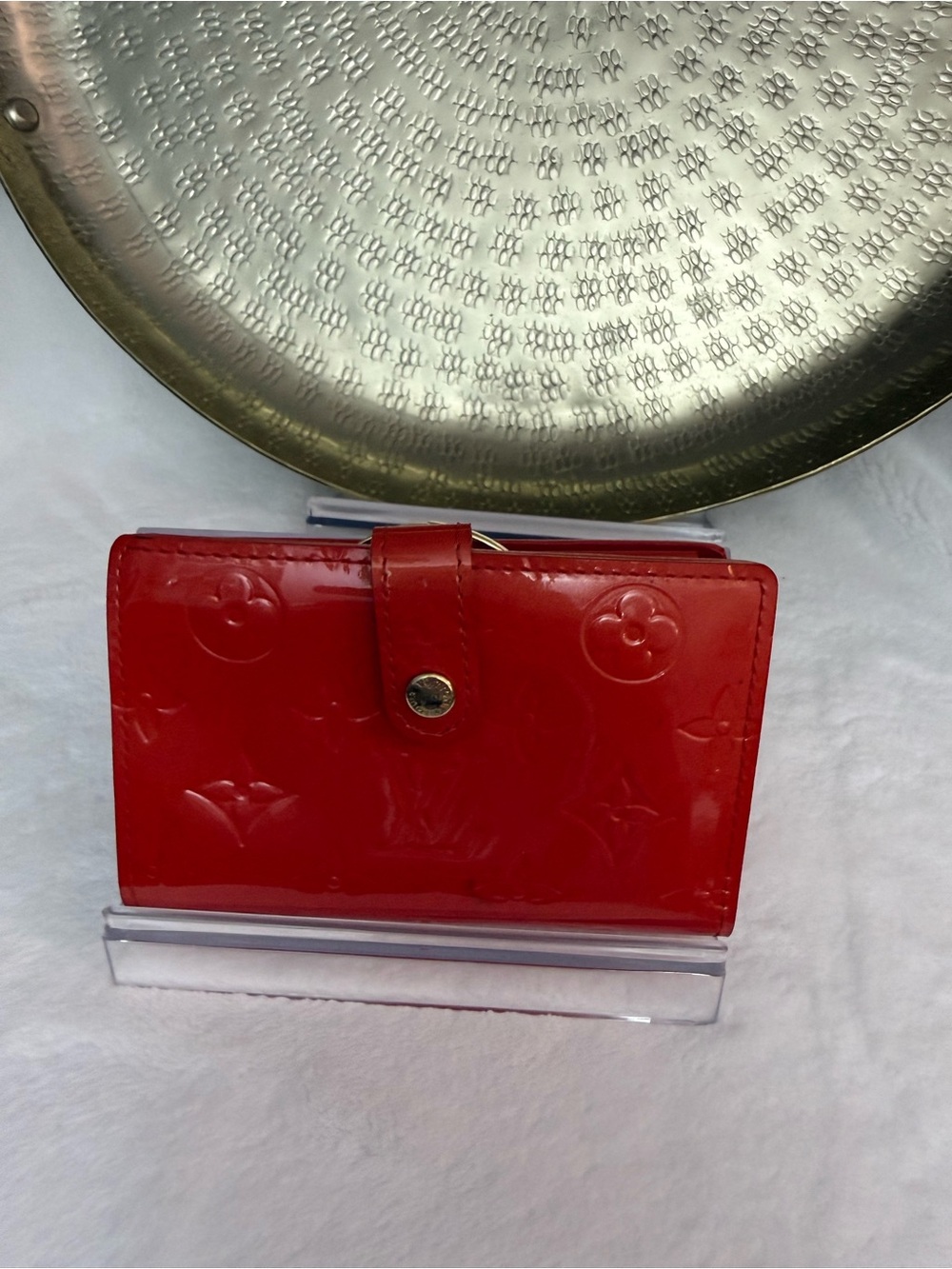 Louis Vuitton bright orange Patent Monogram Snap Wallet with Kiss Lock! - Picture 2 of 3